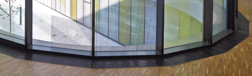 Trench heating units at the glass façade at the ADAC headquarters in Munich